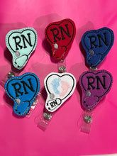 Load image into Gallery viewer, Swivel Badge Reels